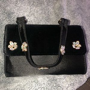 Convertible hand bag/ shoulder bag velvet w/ silk.